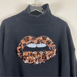 Torrid Drop Shoulder Turtle Neck Sweater Leopard Lips Black, Size 3/4